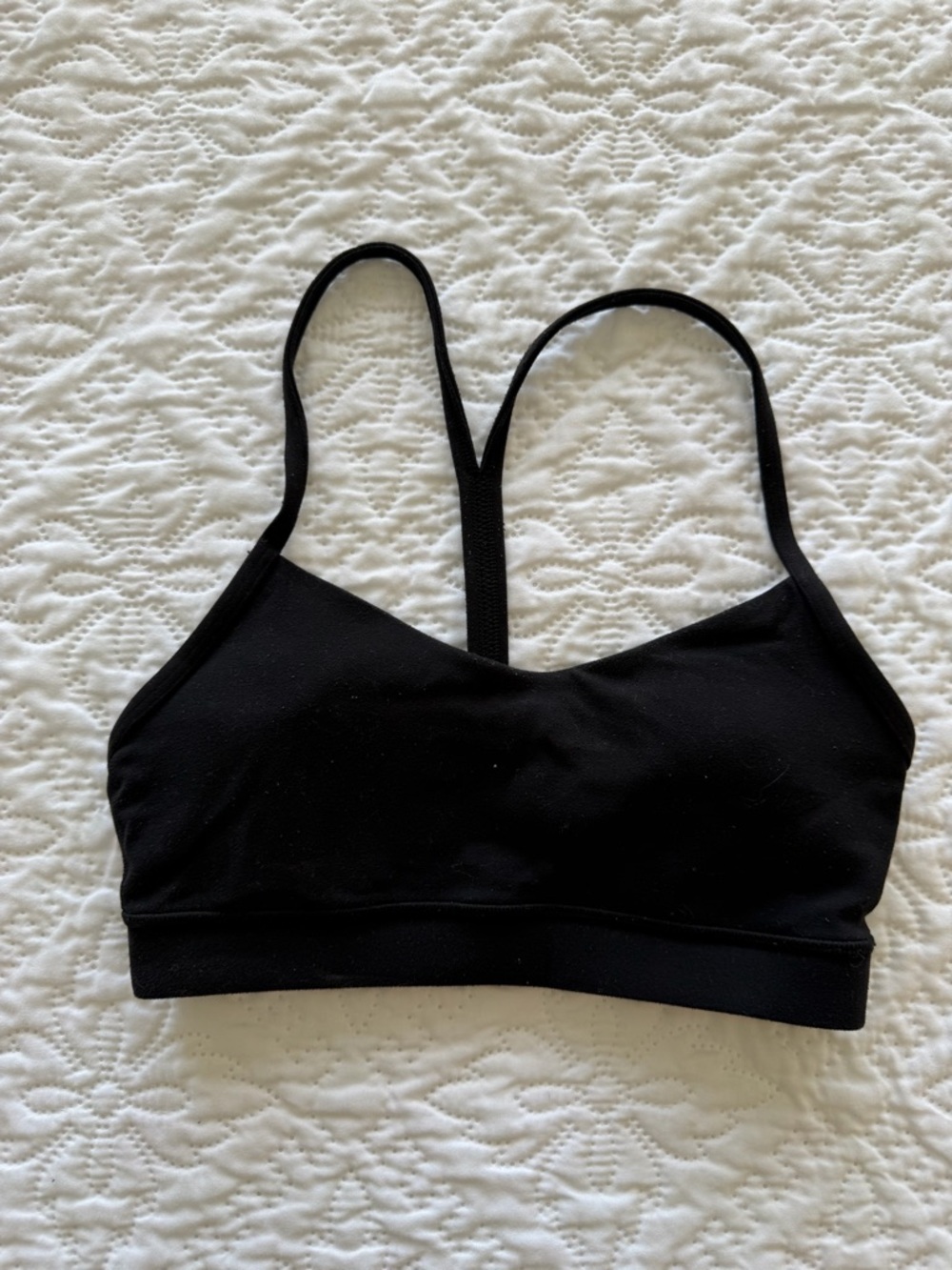lululemon athletica flow y bra - size 4